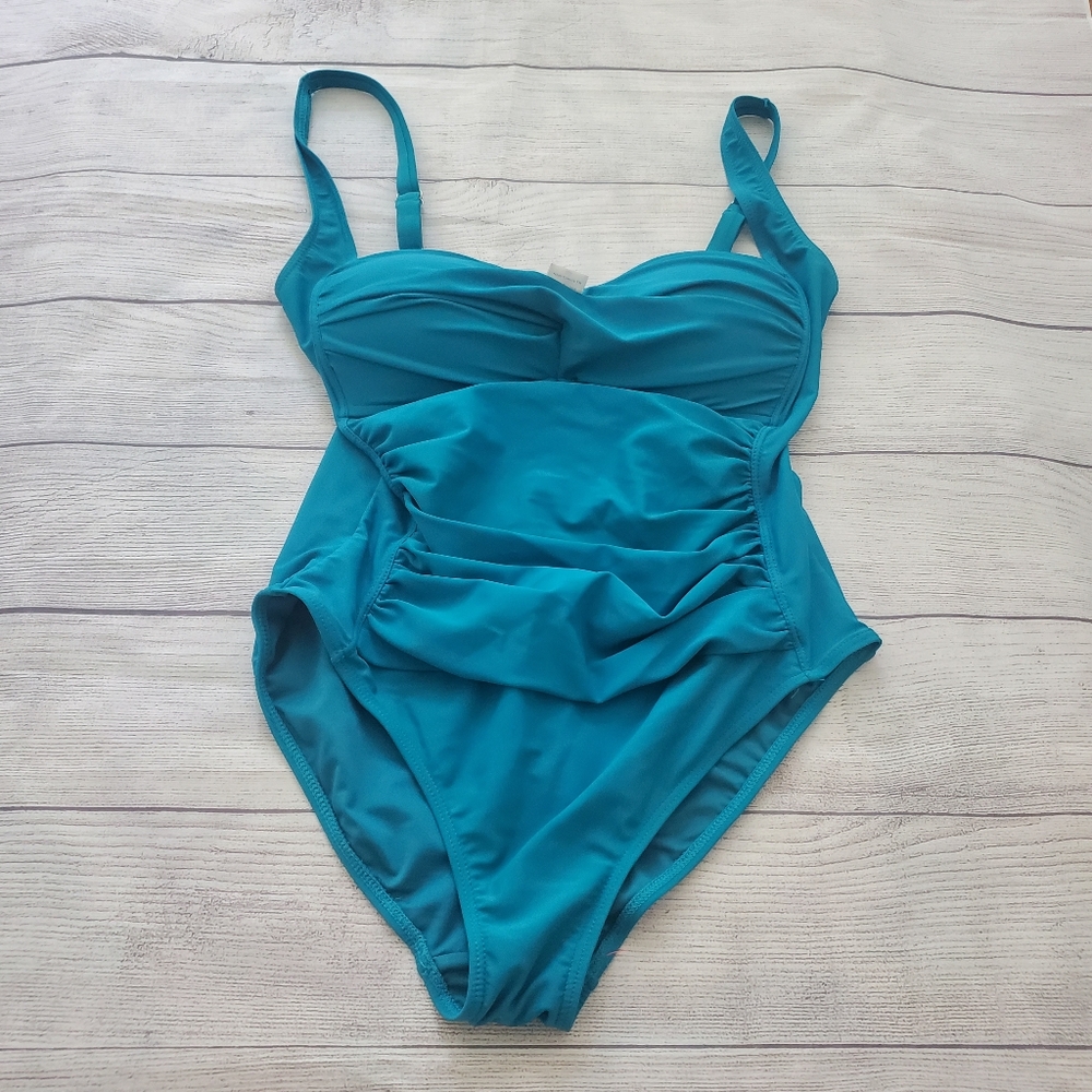 H2OH one piece swimsuit. Size medium.  Teal.